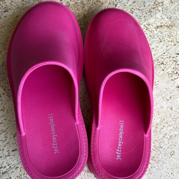 JEFFREY CAMPBELL Pink Fuschia Clogge Clogs ••Sold Out•• Size 10 - Picture 4 of 9
